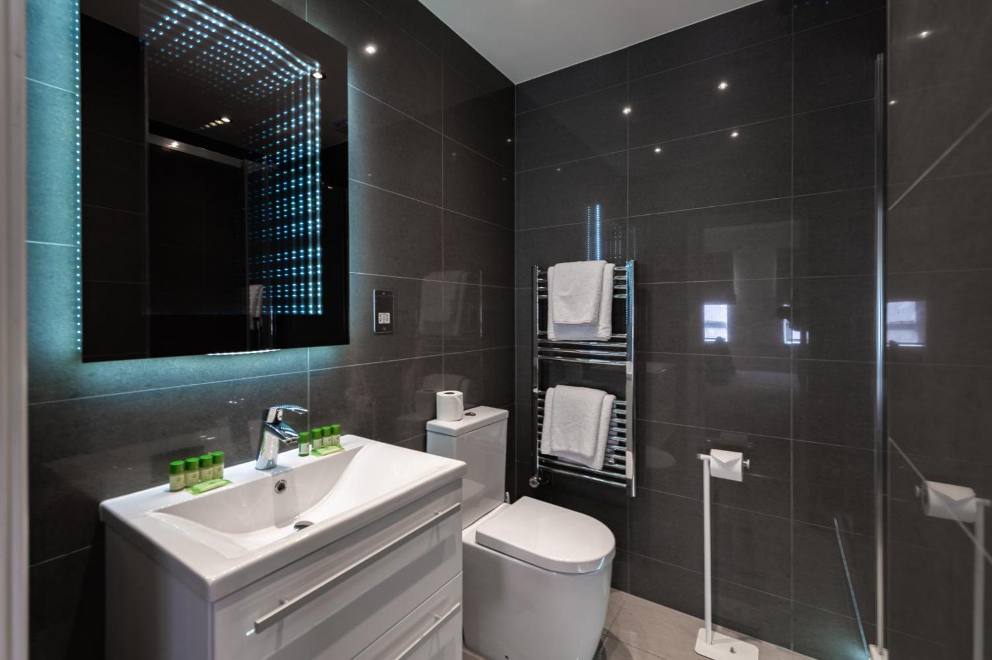 Nell Gwynn House Apartment London
