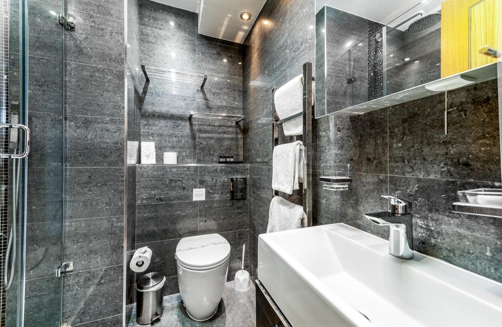 Nell Gwynn House Apartment *